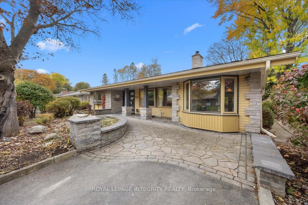 Property Photo: 2656 Marble Crescent ON K1V 8L8
