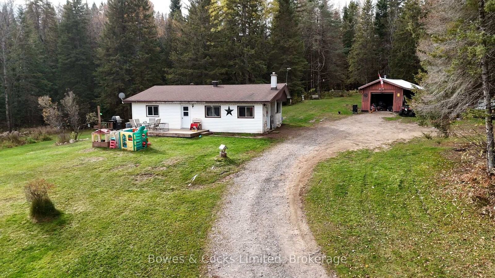 Property Photo: 1046 Detlor Road ON K0L 2L0