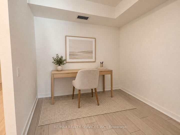 Property Photo: 260 Malta Avenue 1212 ON L6Y 6L7