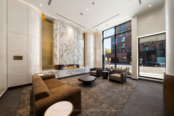 Property Photo:  908 St.clair Ave West Avenue 612  ON M6C 1C6 