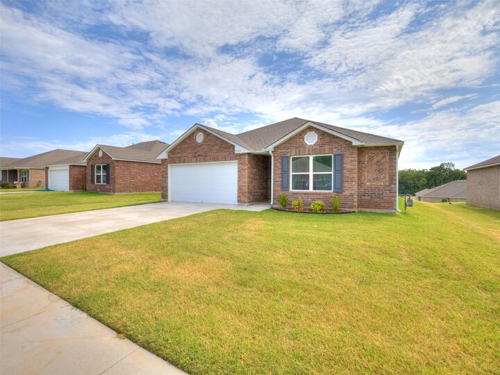 Property Photo: 27923 E 117th Place S OK 74429