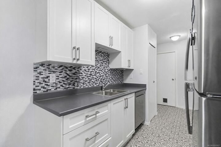 Property Photo: 3235 Quadra St #314 BC V8X 1G4