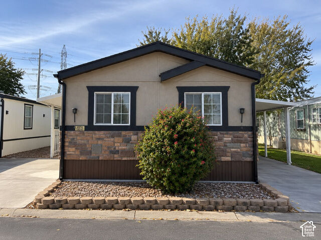 Property Photo: 2826 S 2620 W UT 84119