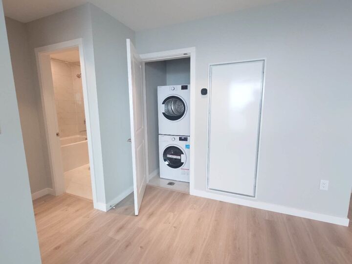 Property Photo: 5938 Olive Avenue 27xx BC V5H 0M6