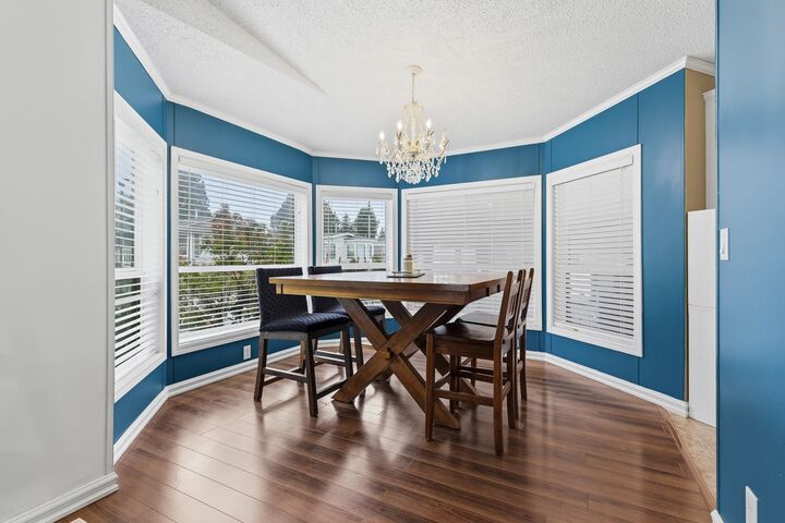 Property Photo: 44565 Monte Vista Drive 11 BC V2R 5Y4