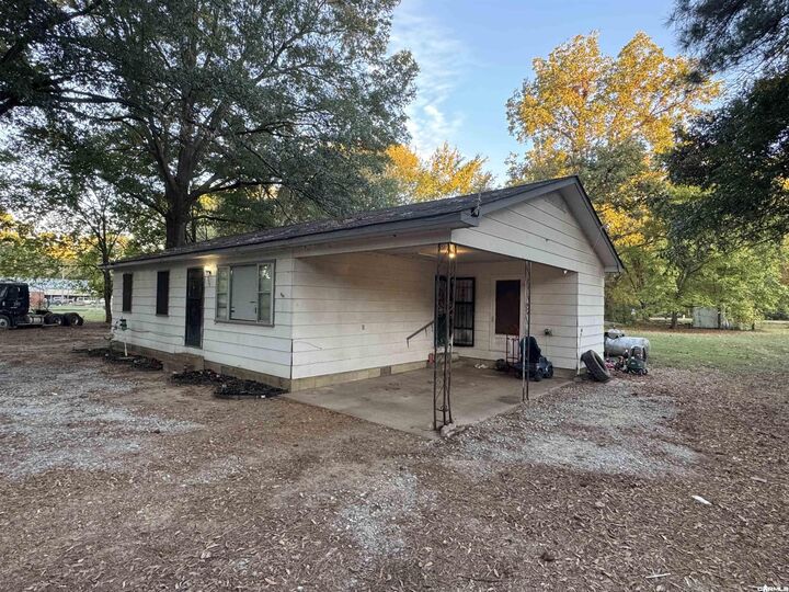 Property Photo:  570 Newsom Avenue  AR 72324 