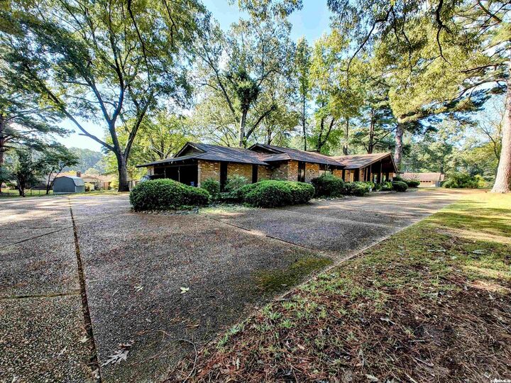 Property Photo:  1739 Holly Hill  AR 71701 