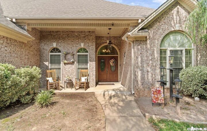 Property Photo: 7225 E Worth Avenue AR 72019