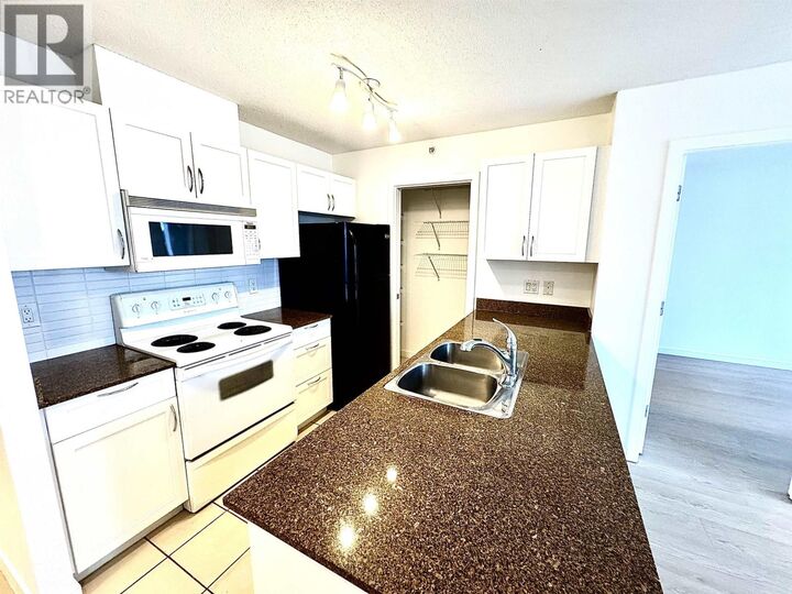 Property Photo: 938 Smithe Street 1308 BC V6Z 3H8