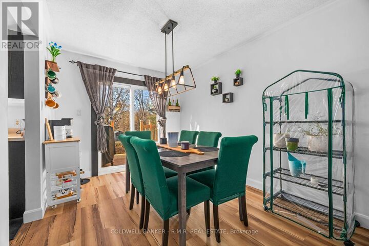 Property Photo:  24 West St Street  ON L0E 1R0 