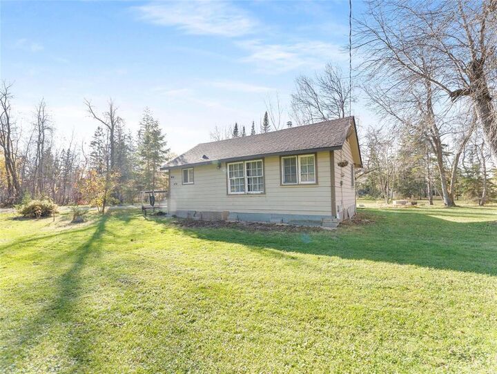 Property Photo:  478 Prospect Street  MB R0C 3G0 