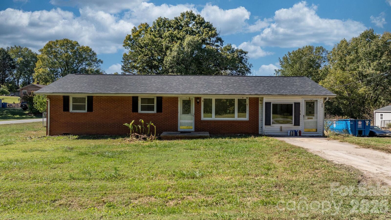 Property Photo:  2509 29th Street  NC 28601 