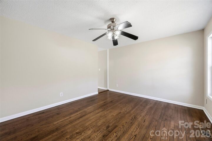 Property Photo:  211 Morris Street  NC 28086 