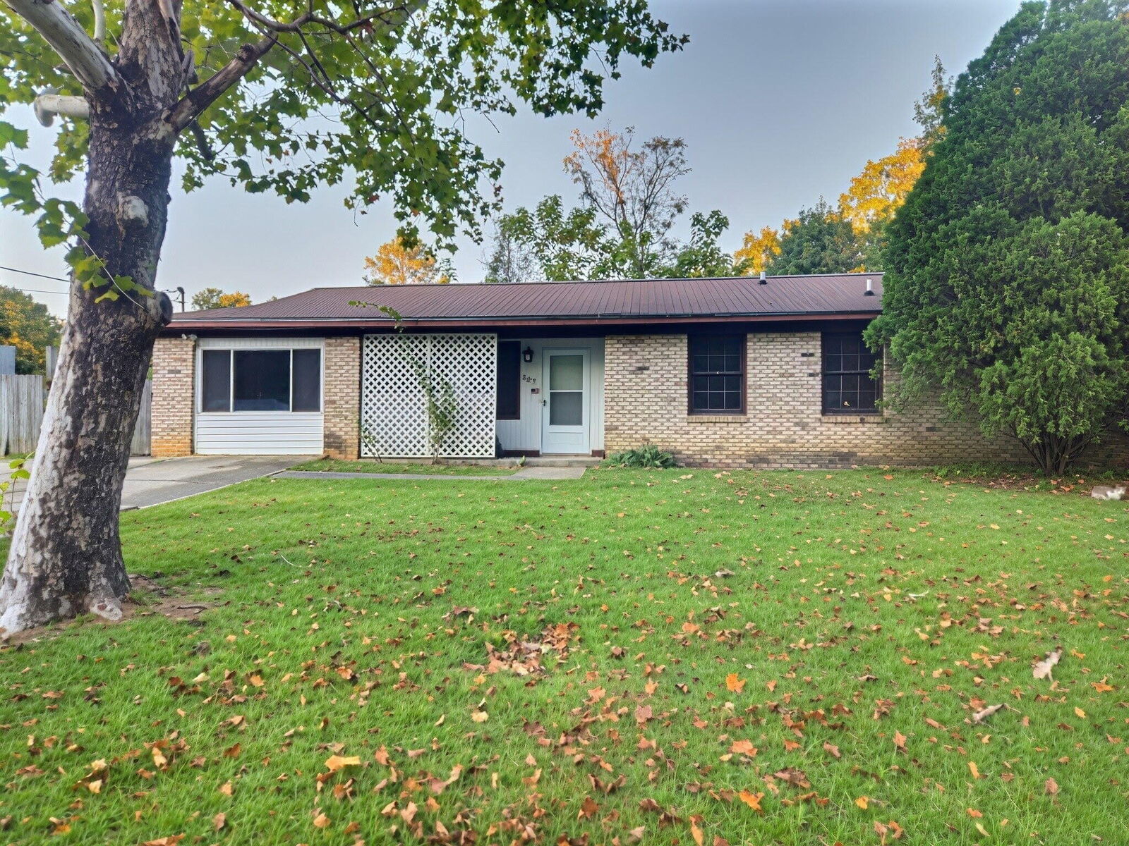 Property Photo: 203 Eagle Drive SC 29485