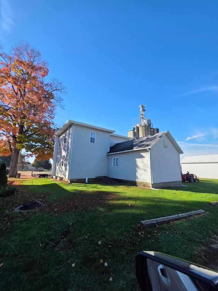Property Photo: 106 Williams Street OH 43320