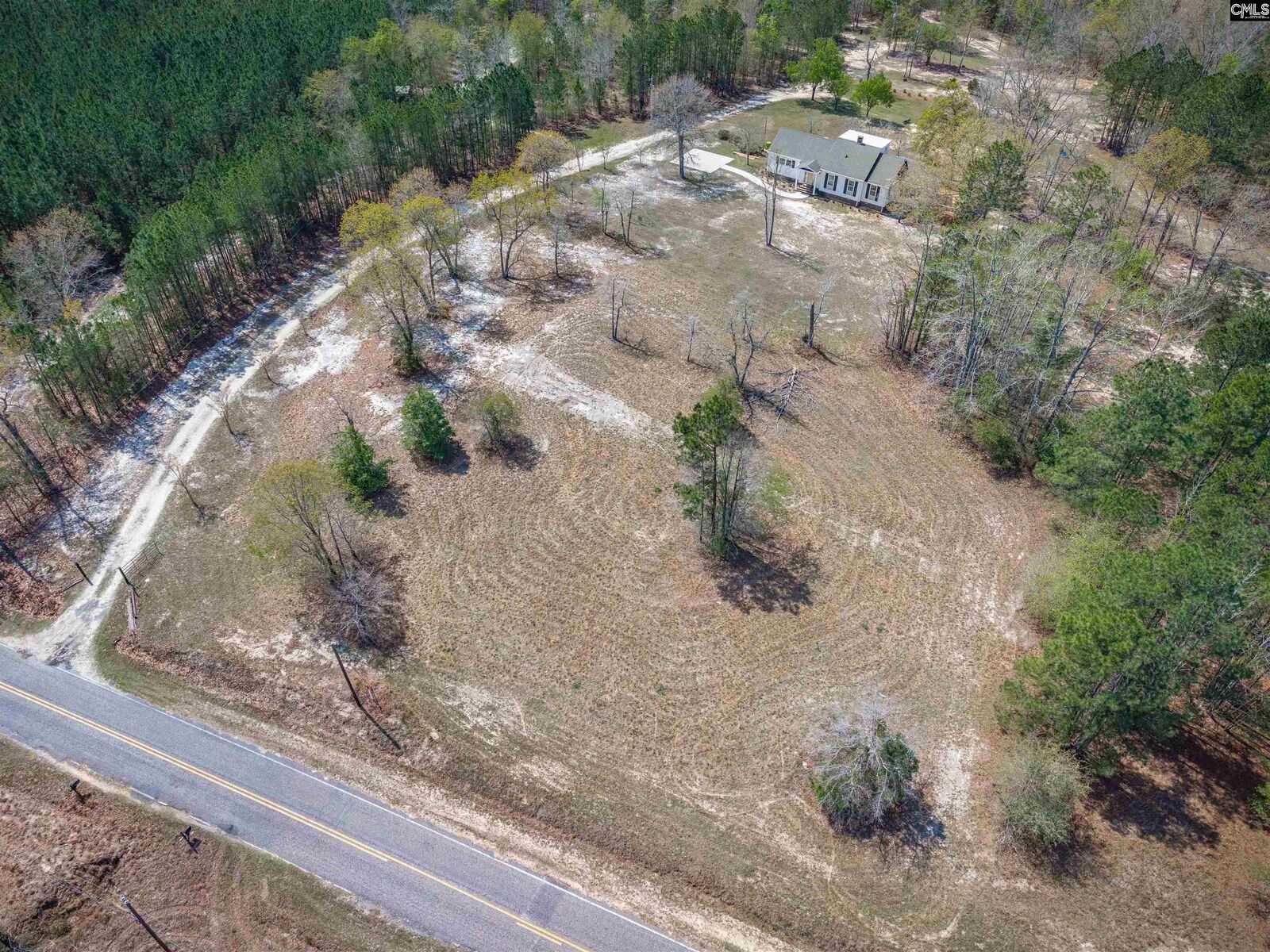 Property Photo: 932 Toms Creek SC 29061