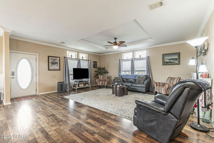 Property Photo:  1180 Chattahoochee Avenue  FL 32420 