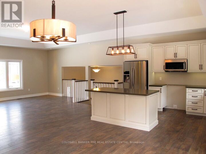 Property Photo: 52 Lembitu Avenue ON L0C 1L0