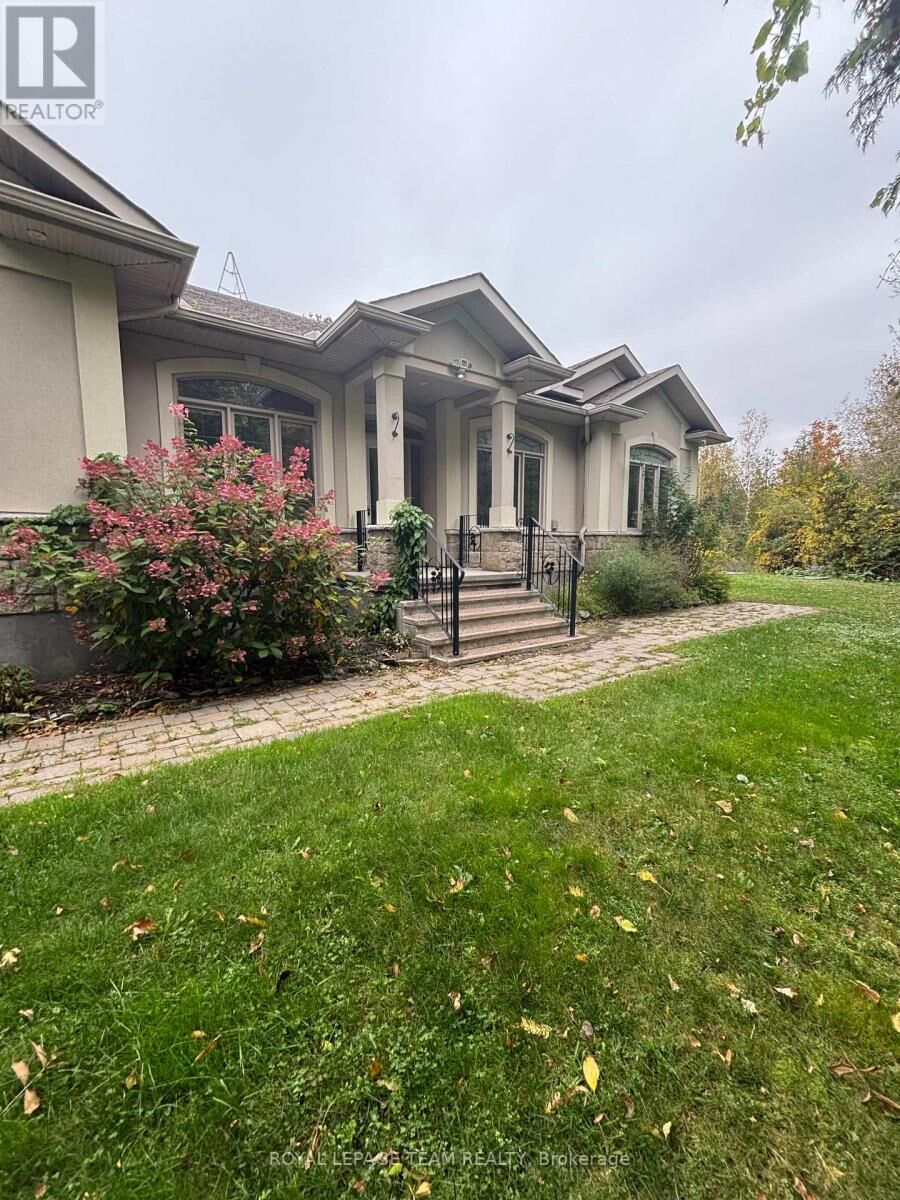 Property Photo:  1601 Whiteside Way  ON K0A 2P0 