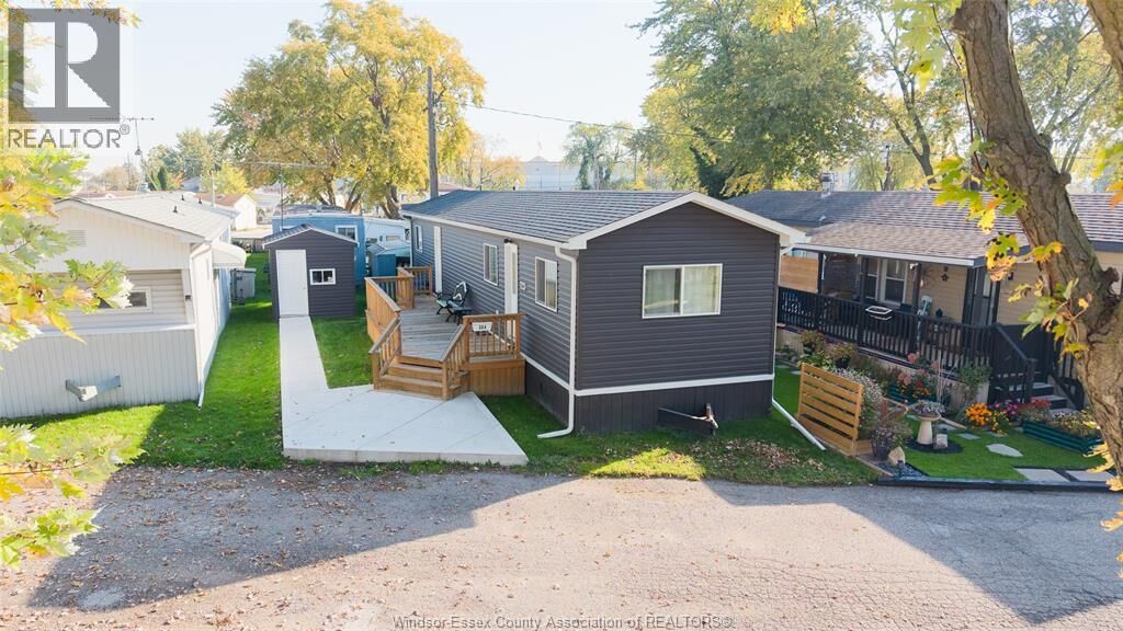 Property Photo: 304 Pompano Avenue ON N8W 5R6