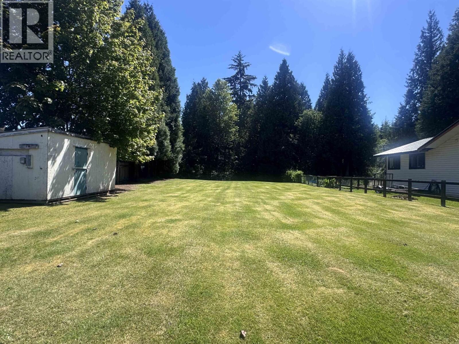 Property Photo:  5025 Agar Avenue  BC V8G 1H9 