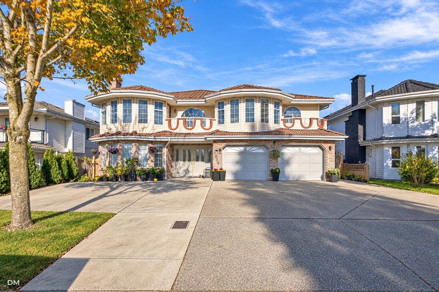 Property Photo:  12459 68 Avenue  BC V3W 2C9 