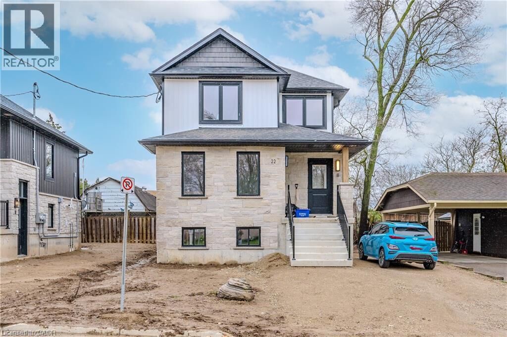 Property Photo:  22 Hincks Street  ON N3A 2A3 