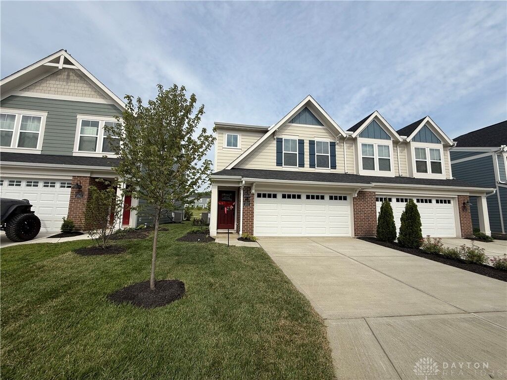 Property Photo: 1637 Autumn Spice Place OH 45305