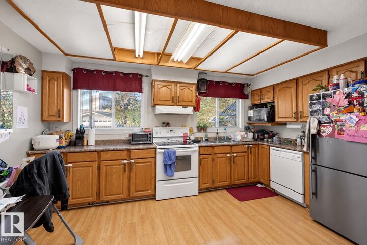 Property Photo:  8728 163 Street NW  AB T5R 2N6 