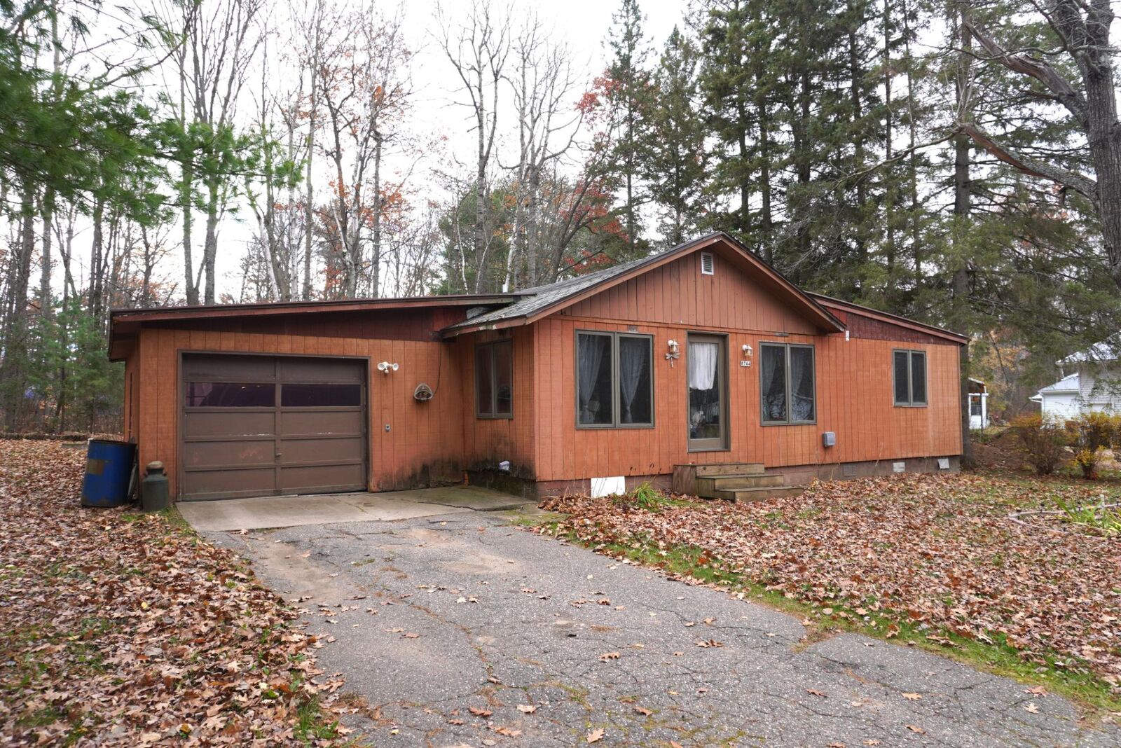 Property Photo:  8744 Musky Point Rd  WI 54487 