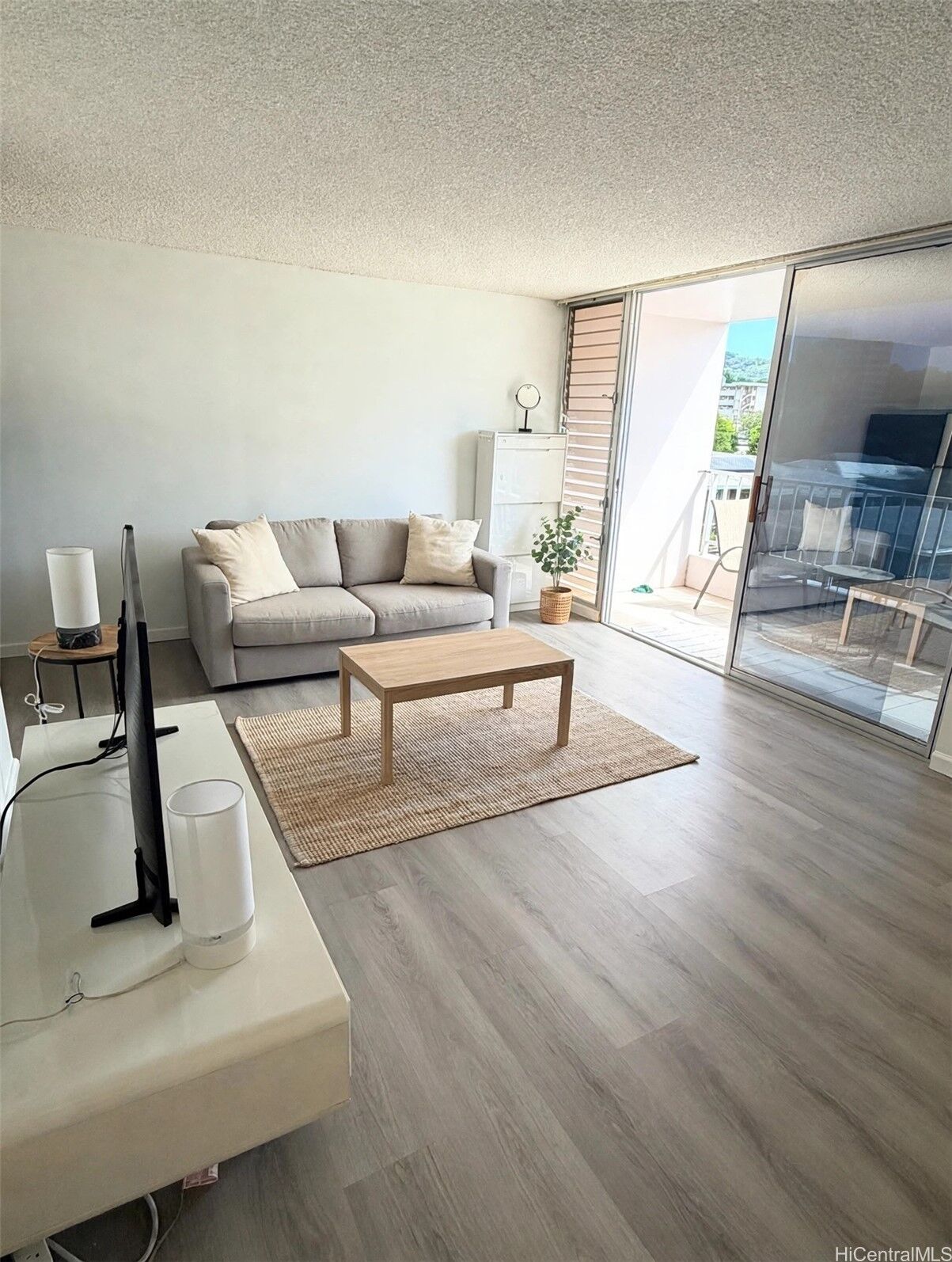 Property Photo: 1419 Dominis Street 208 HI 96822