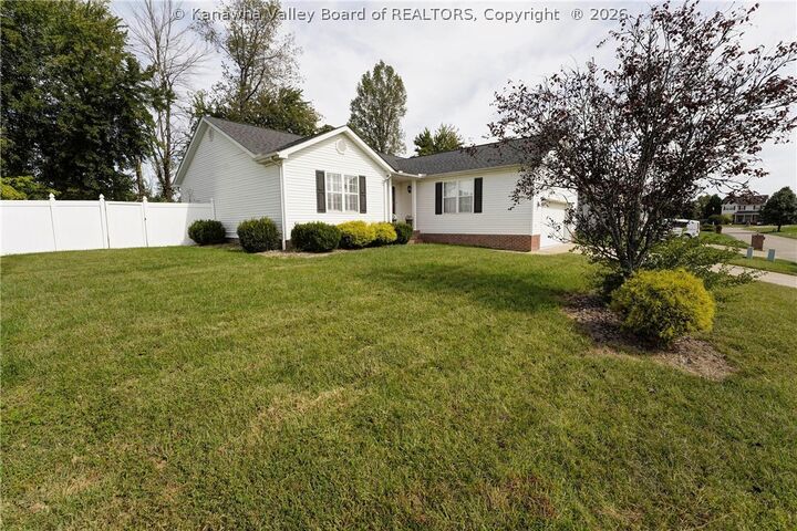 Property Photo: 238 Woodmire Drive WV 25541