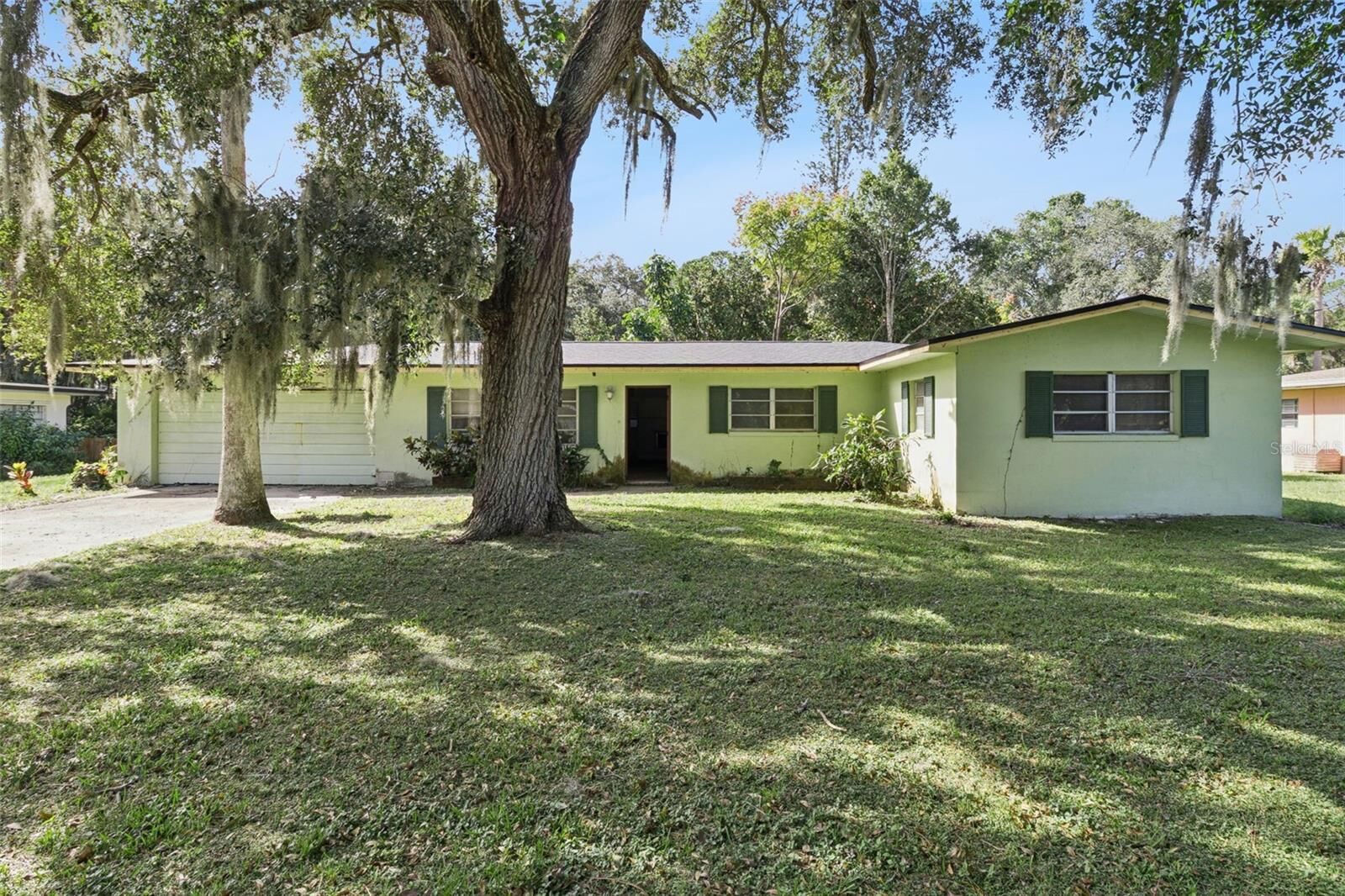 Property Photo: 351 N Laila Drive FL 32904