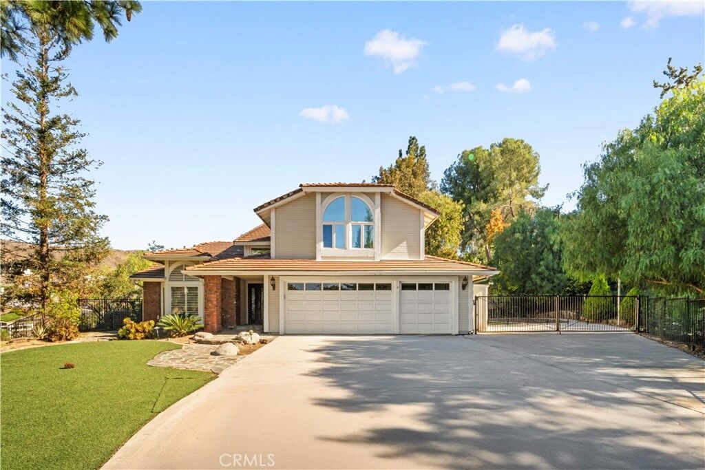 Property Photo: 4800 Via Del Agua CA 92887