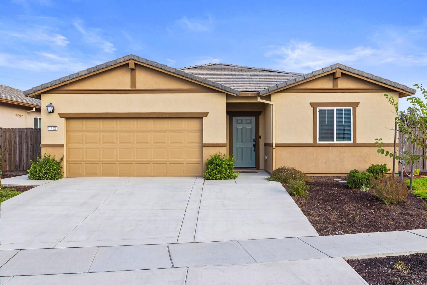 Property Photo:  1398 Elkins Circle  CA 95961 