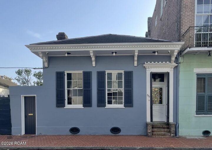 Property Photo:  909 Orleans Avenue  LA 70116 
