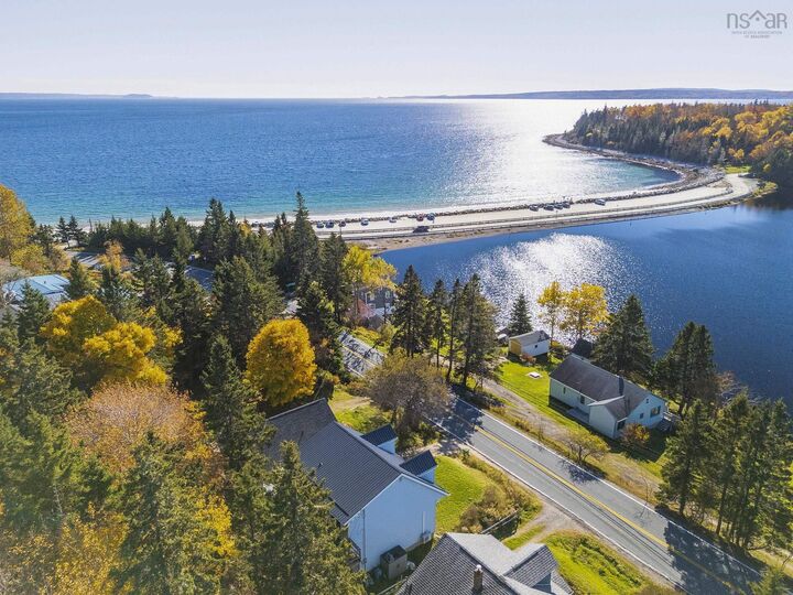 Property Photo: 9625 St Margarets Bay Rd NS B0J 1T0