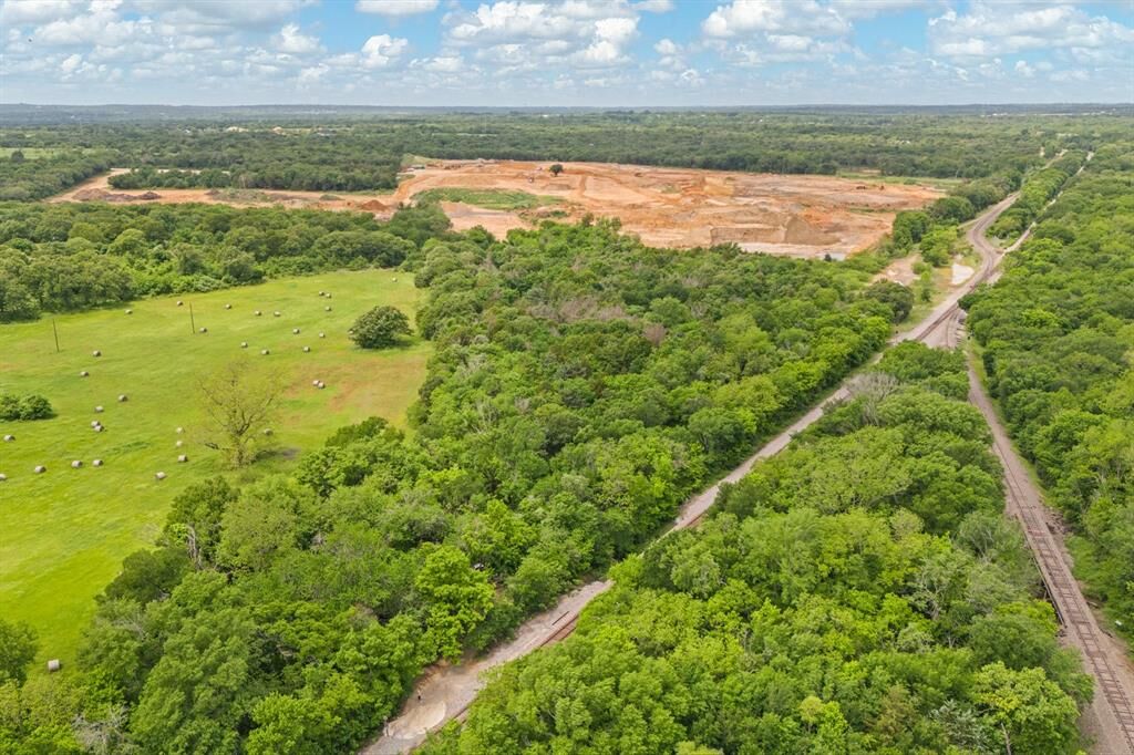 Property Photo:  6432 S Interstate 35 W  TX 76009 