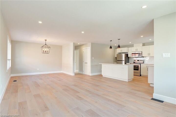 Property Photo:  155 Doon Road Upper  ON N2G 3E1 