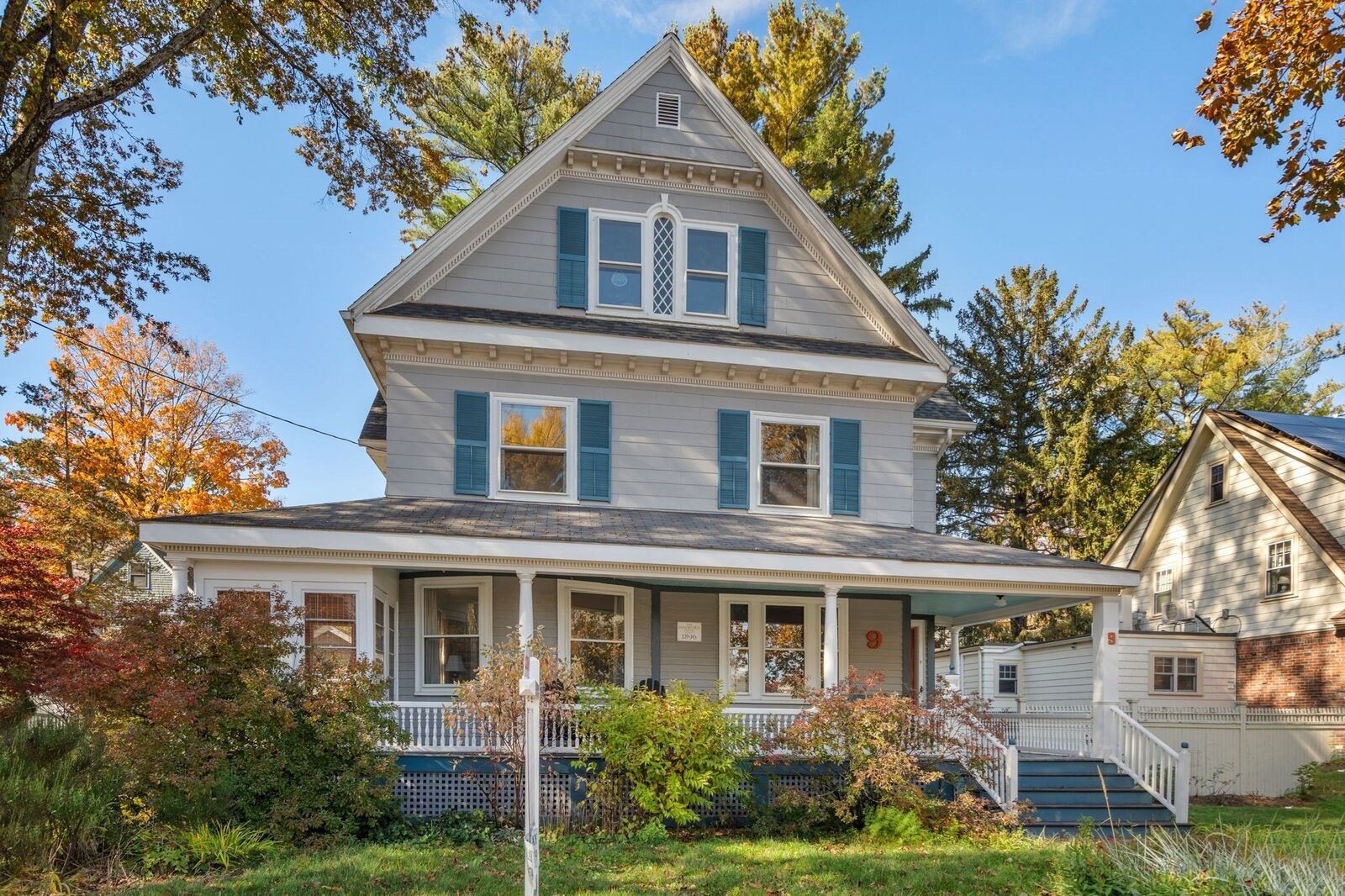 Property Photo:  9 Goden Street  MA 02478 