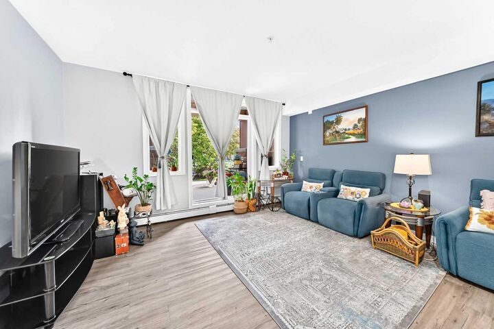 Property Photo:  156 Country Village Circle NE 115  AB T3K 0E6 