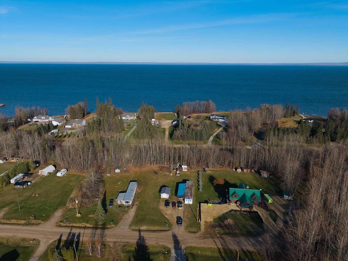 Property Photo: 34 Canyon Creek Drive AB T0G 0M0