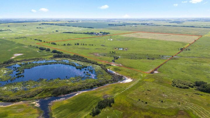 Property Photo:  Township Road 482A  AB T0B 2M2 