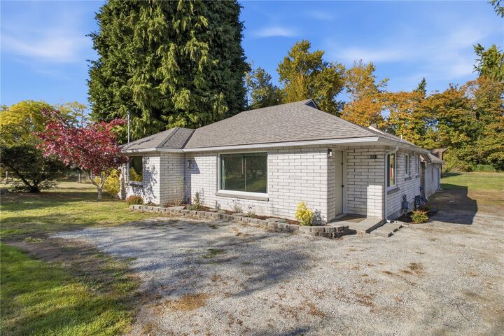 Property Photo:  9921  Taylor Street E  WA 98371 