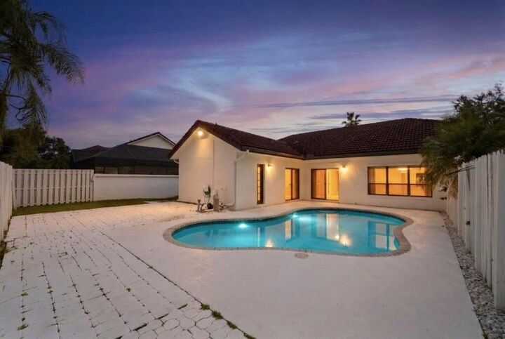 Property Photo: 9401 NW 18th Drive FL 33322