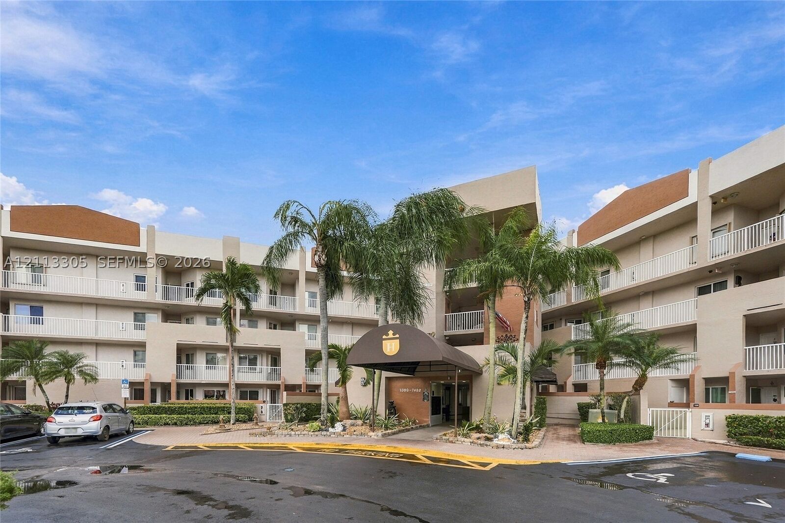 Property Photo: 7456 Granville Dr 308 FL 33321