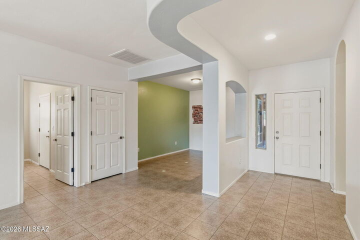 Property Photo:  851 E Gunsight Mountain Place  AZ 85629 