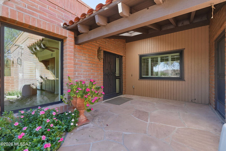 Property Photo:  4421 N Camino De Carrillo  AZ 85750 