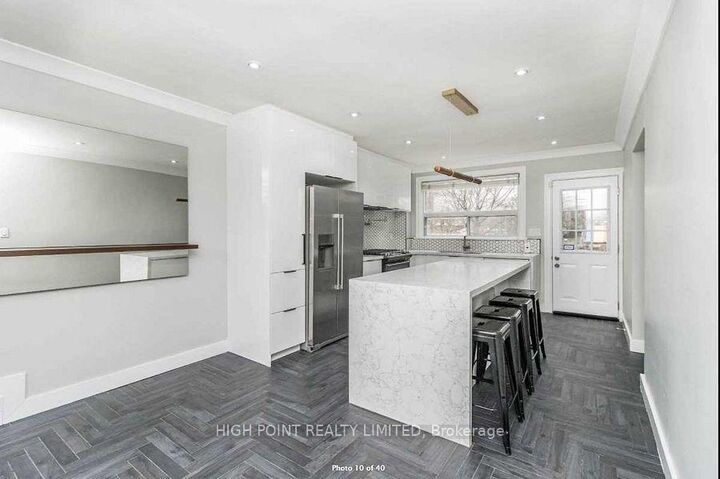 Property Photo:  1090 Kipling Avenue  ON M9B 3M2 