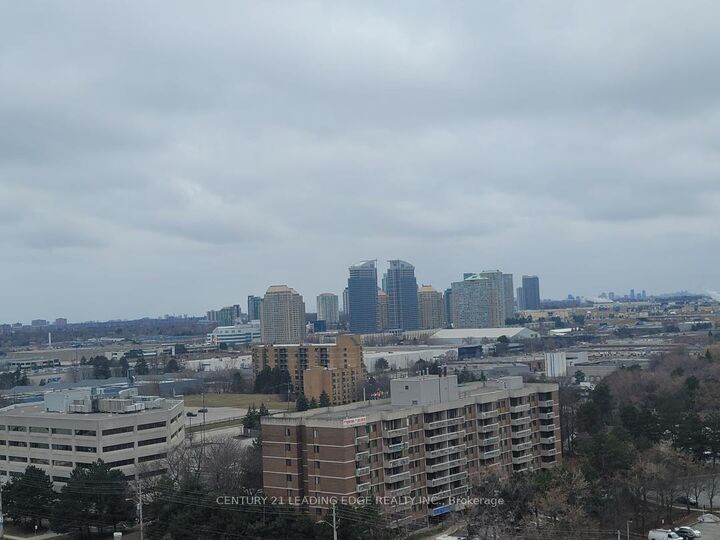 Property Photo:  8 Rosebank Drive Phf  ON M1B 5Z3 